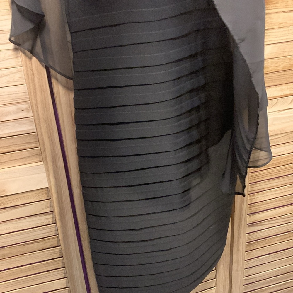 B & A By Betsy & Adam Chiffon Capelet Sheath  Black Lined Dress Size 6 - Picture 7 of 10